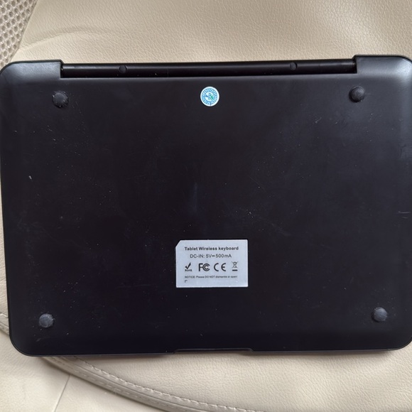 Tablet Wireless Keyboard - Picture 2 of 2